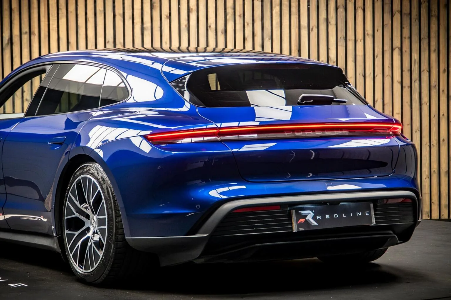 2025 Porsche Taycan Sport Turismo, 19/30