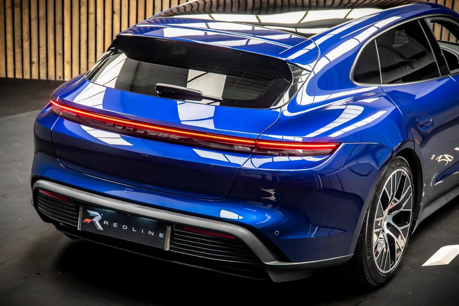 2025 Porsche Taycan Sport Turismo, 21/30