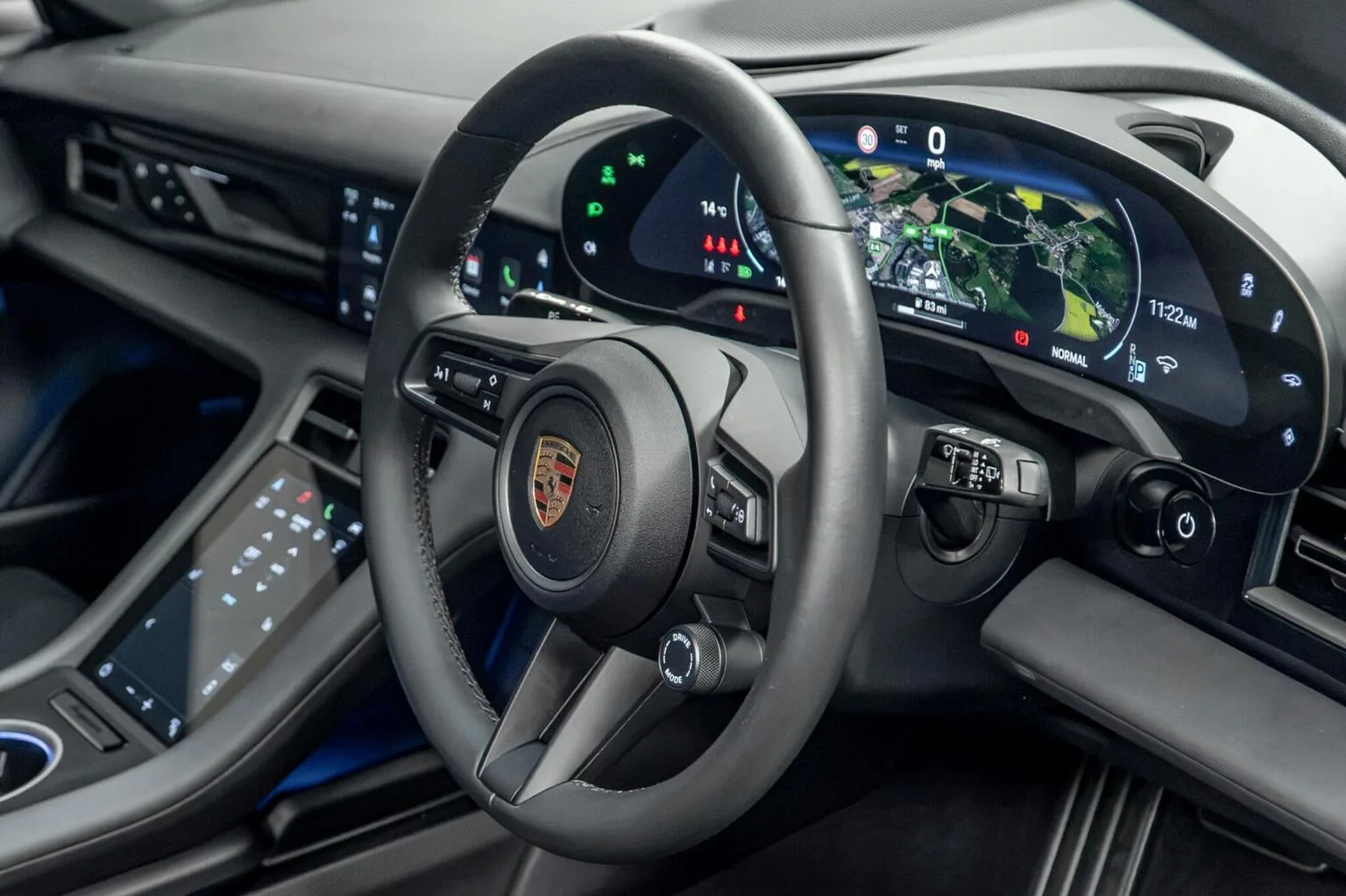 2025 Porsche Taycan Sport Turismo, 27/30