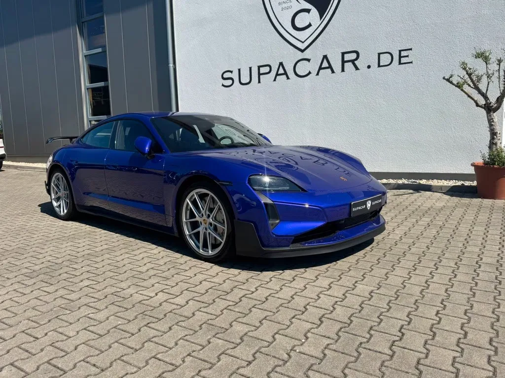 2025 Porsche Taycan Turbo GT, 3/30