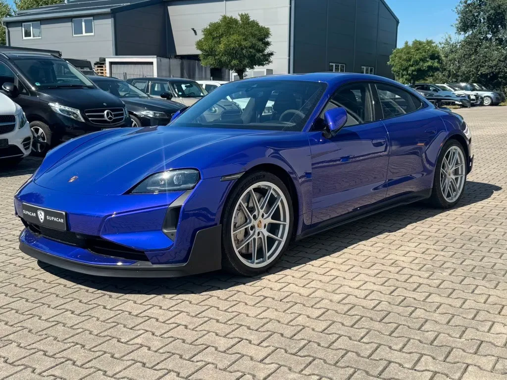 2025 Porsche Taycan Turbo GT, 7/30