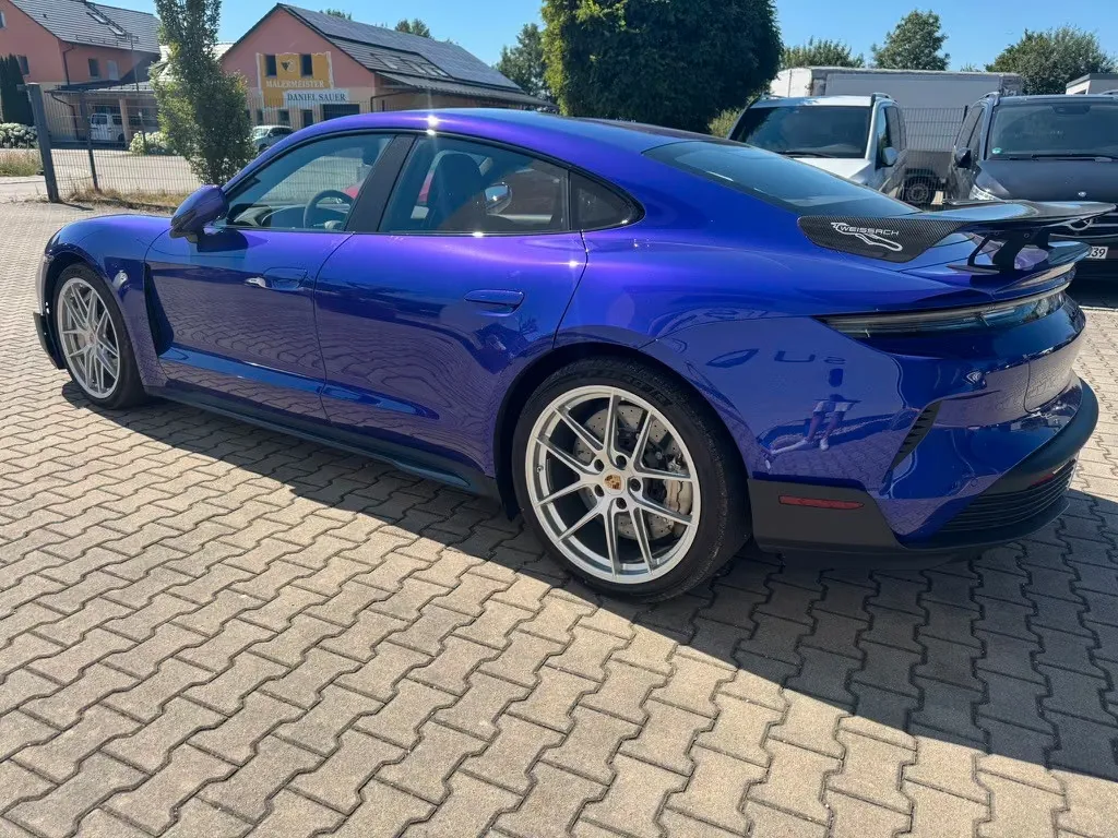 2025 Porsche Taycan Turbo GT, 9/30