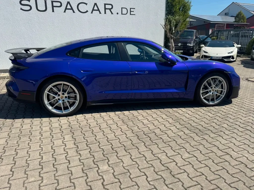 2025 Porsche Taycan Turbo GT, 17/30
