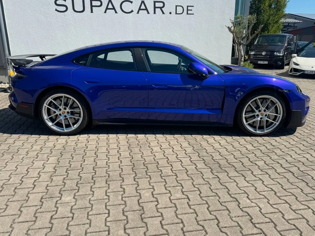 2025 Porsche Taycan Turbo GT, 20/30