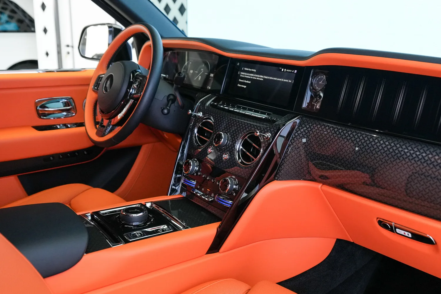 2025 Rolls-Royce Cullinan Black Badge, 12/12