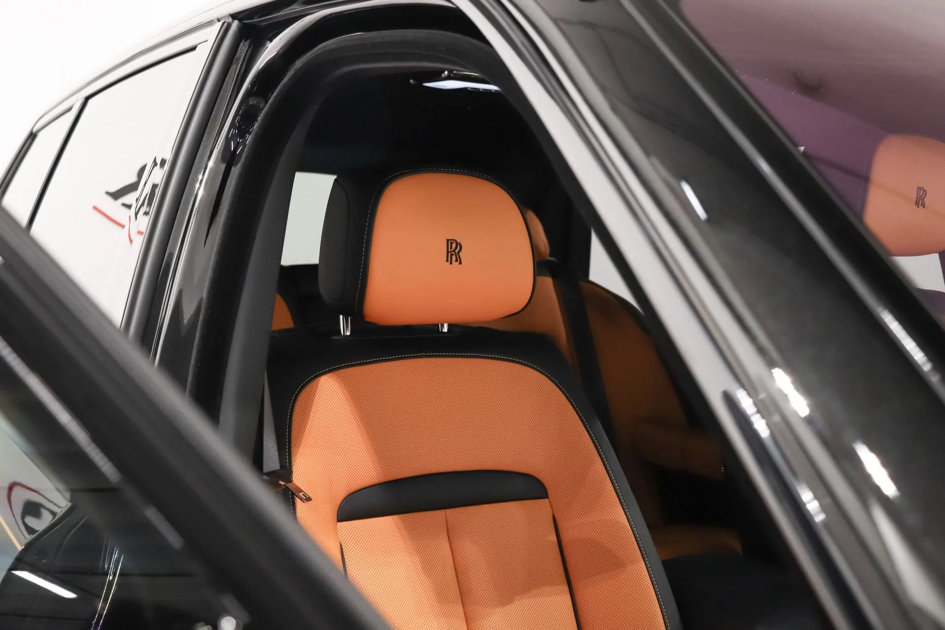 2025 Rolls-Royce Cullinan Series II Black Badge, 9/30