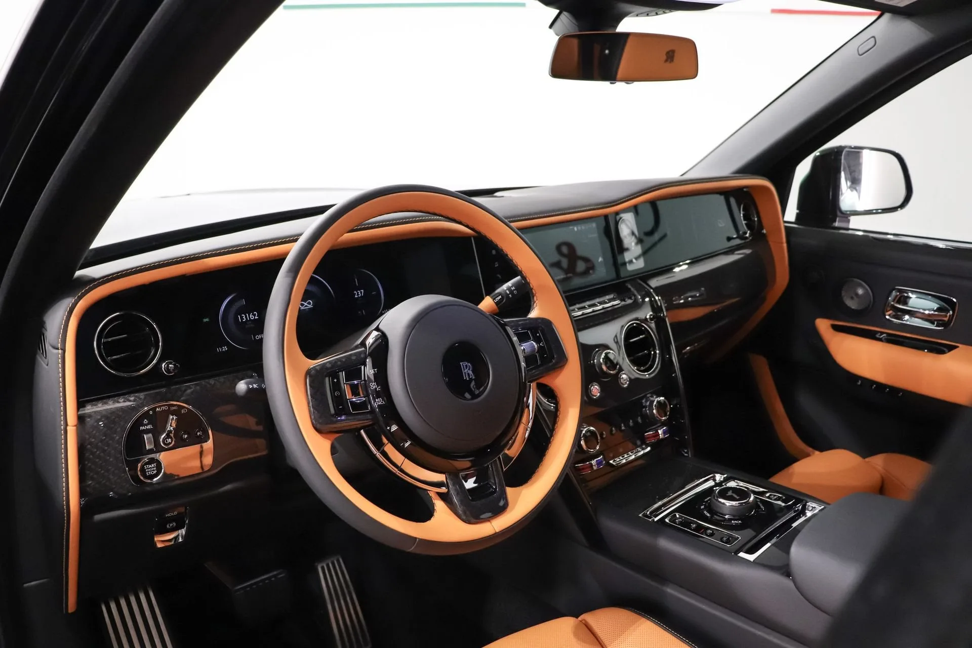 2025 Rolls-Royce Cullinan Series II Black Badge, 12/30
