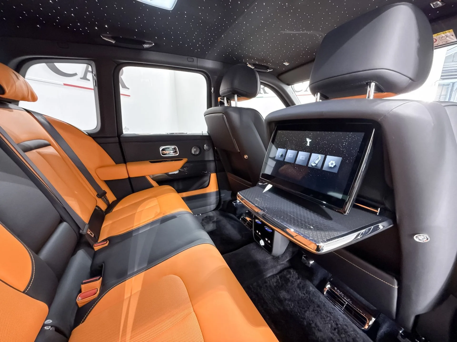 2025 Rolls-Royce Cullinan Series II Black Badge, 17/30