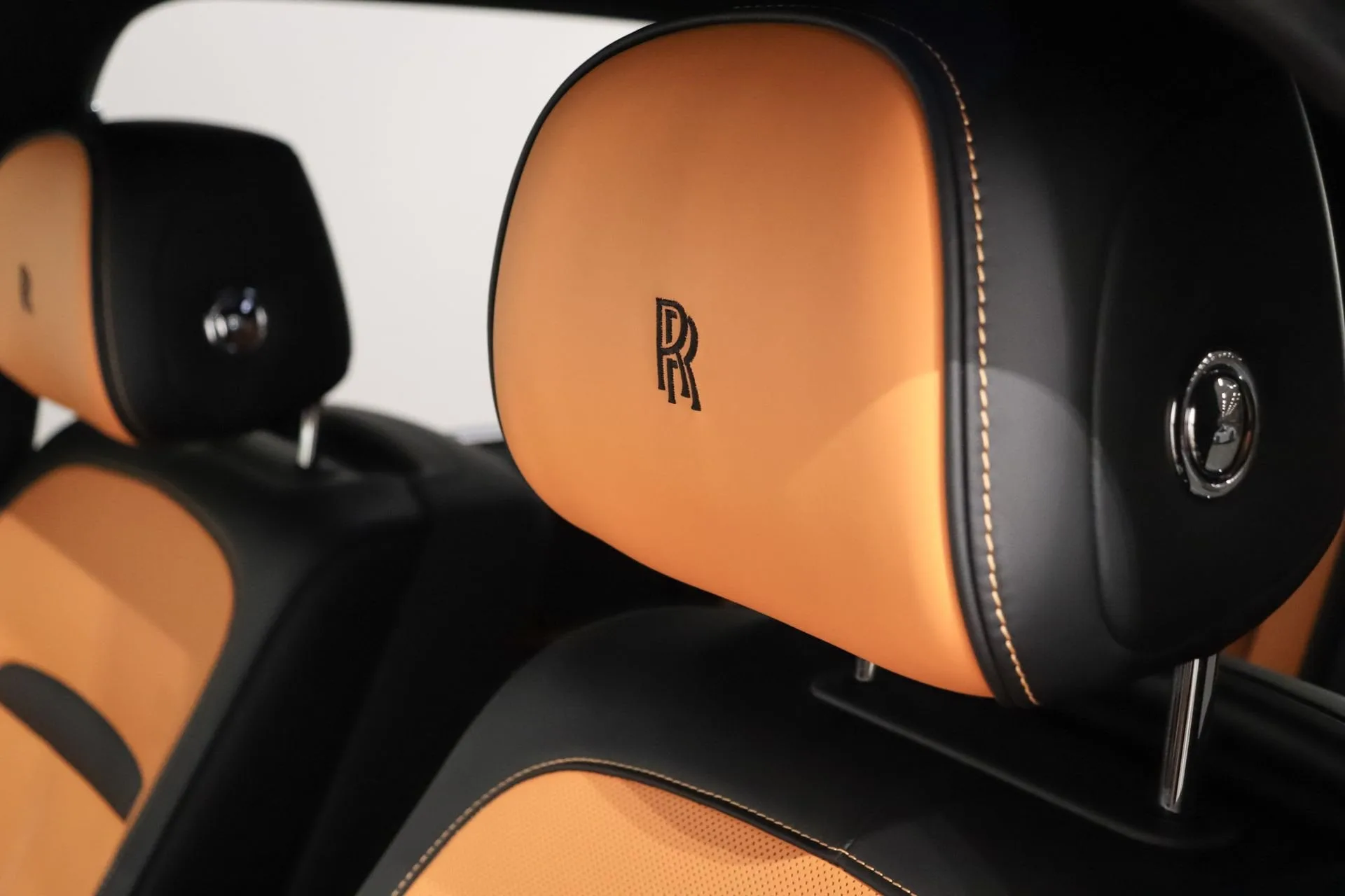 2025 Rolls-Royce Cullinan Series II Black Badge, 25/30