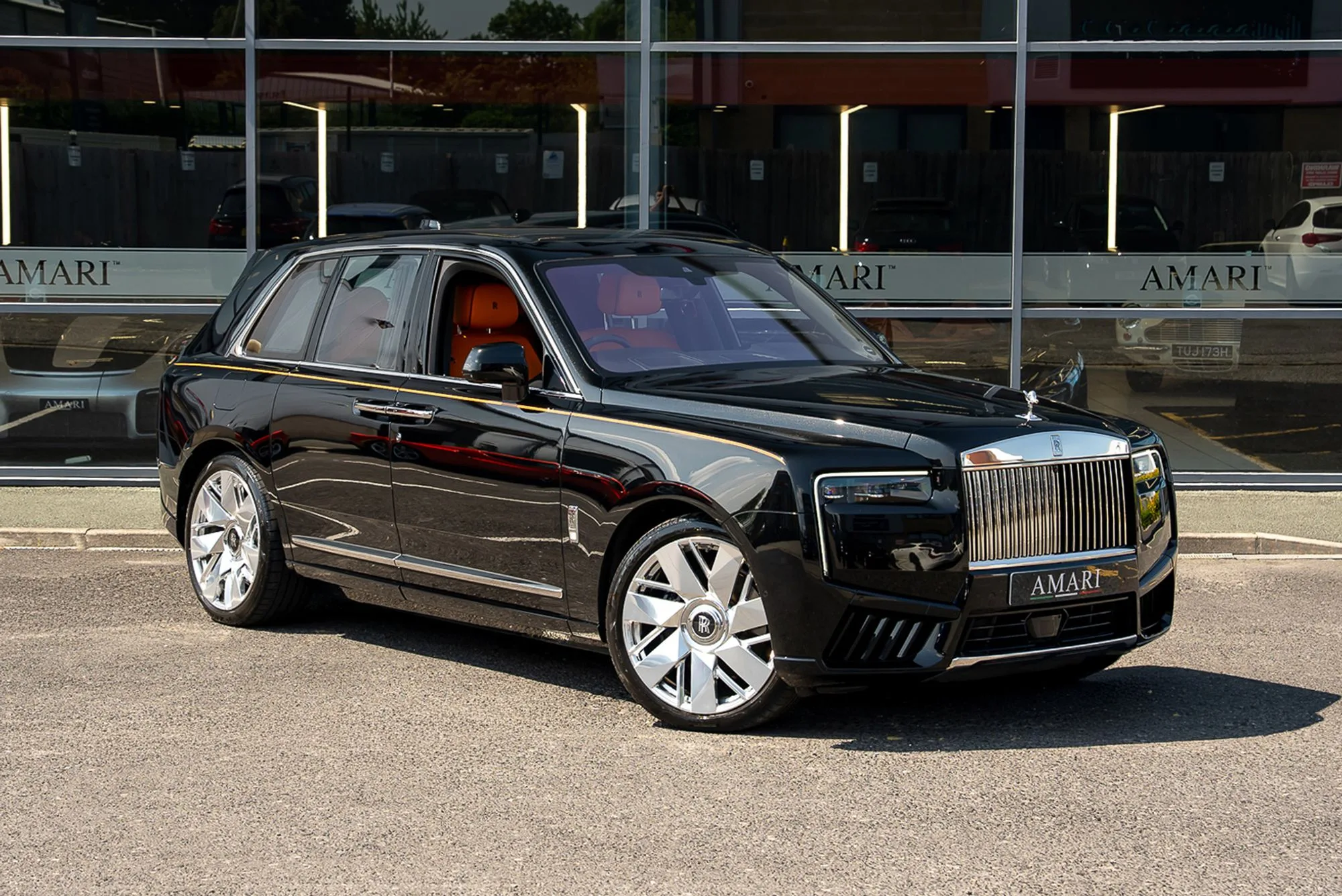 2025 Rolls-Royce Cullinan angeboten von einem Supersportwagenhändler in Preston, Vereinigtes Königreich, Hauptfoto