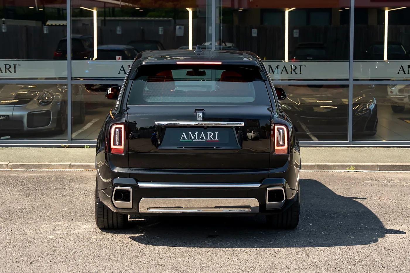 2025 Rolls-Royce Cullinan angeboten von einem Supersportwagenhändler in Preston, Vereinigtes Königreich, Foto 8 von 25
