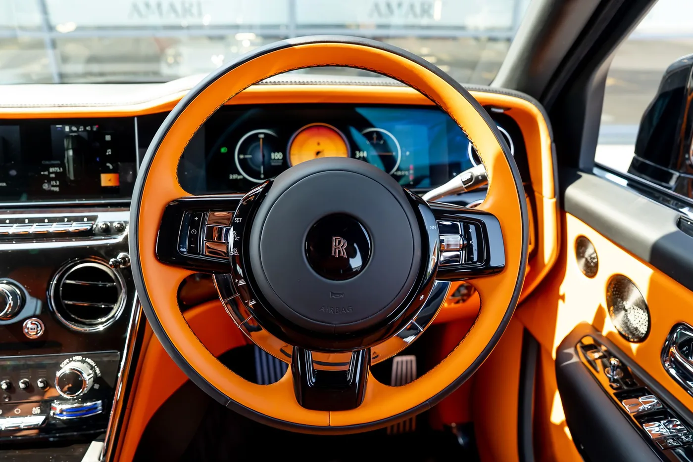 2025 Rolls-Royce Cullinan angeboten von einem Supersportwagenhändler in Preston, Vereinigtes Königreich, Foto 22 von 25