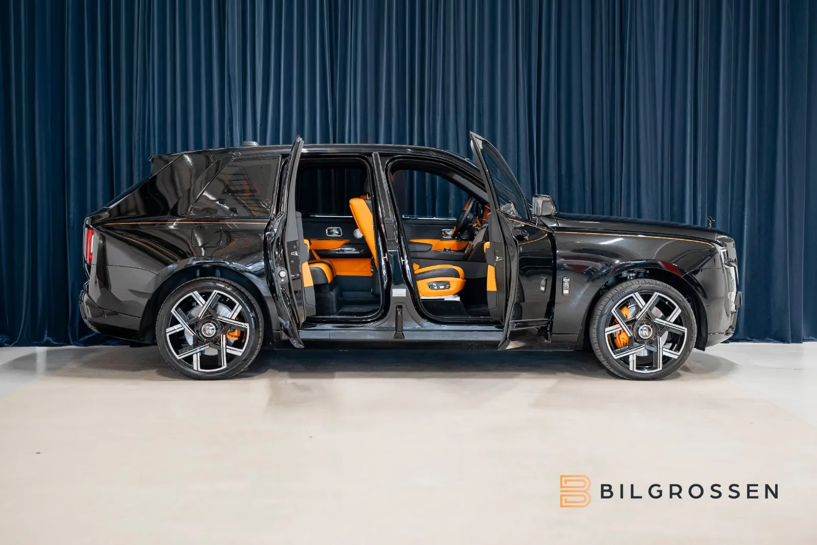 2025 Rolls-Royce Cullinan Series II Black Badge, 8/30
