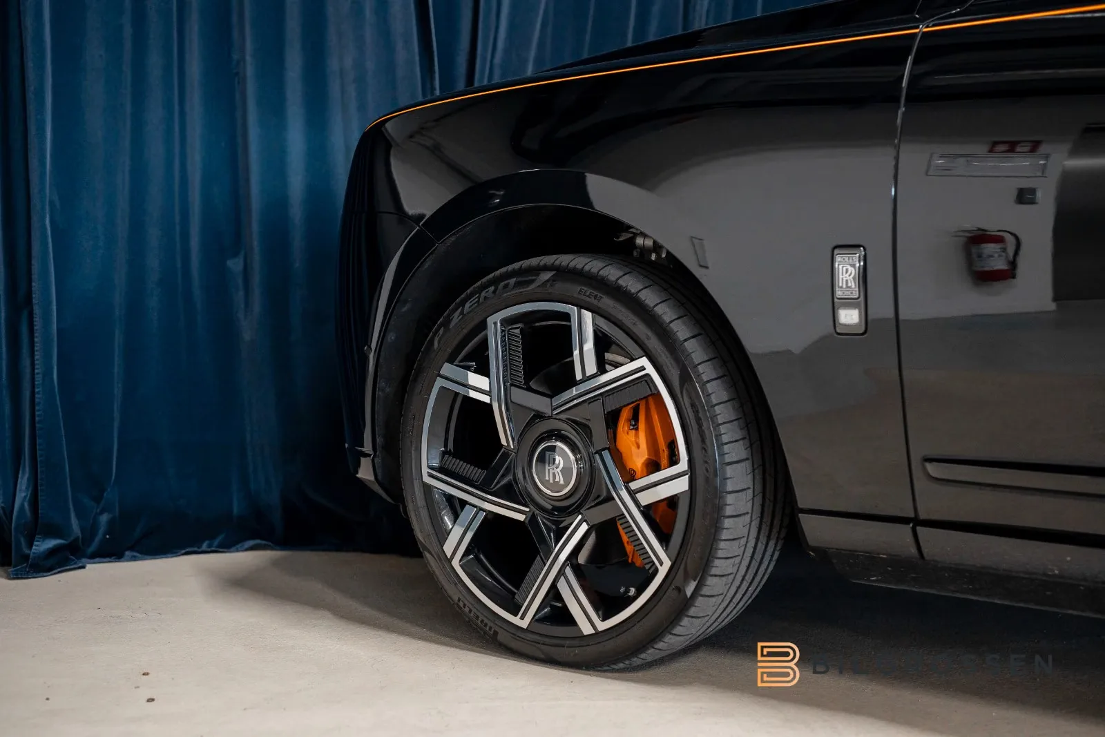 2025 Rolls-Royce Cullinan Series II Black Badge, 20/30