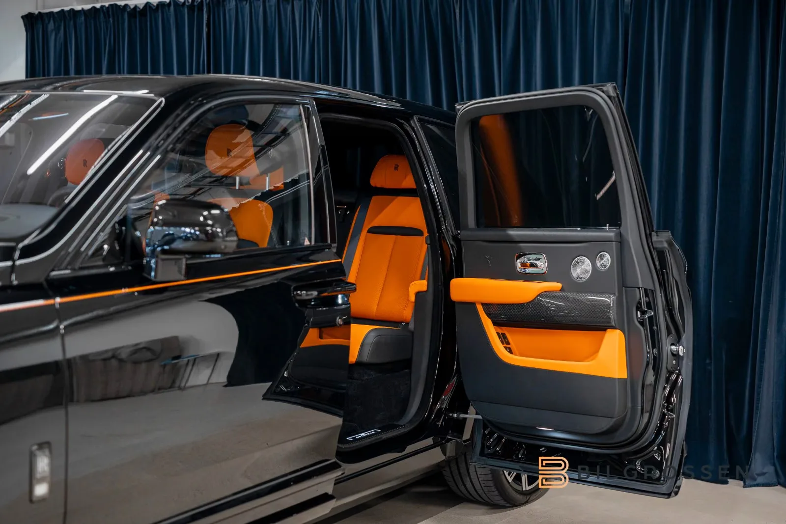 2025 Rolls-Royce Cullinan Series II Black Badge, 22/30