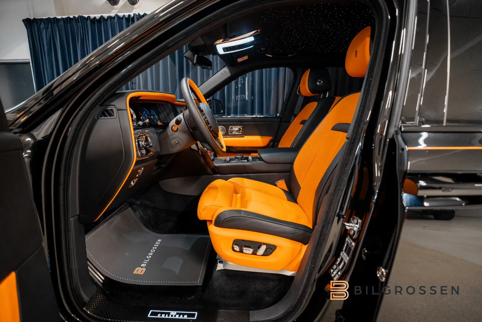 2025 Rolls-Royce Cullinan Series II Black Badge, 25/30