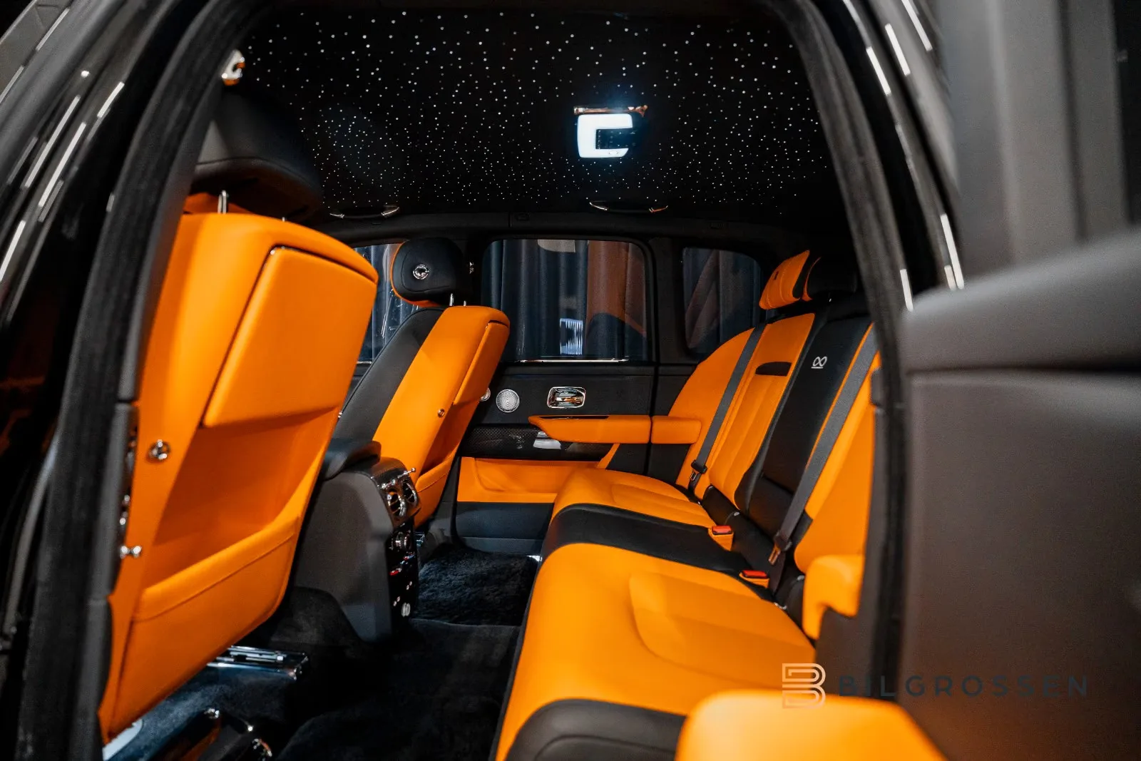 2025 Rolls-Royce Cullinan Series II Black Badge, 28/30