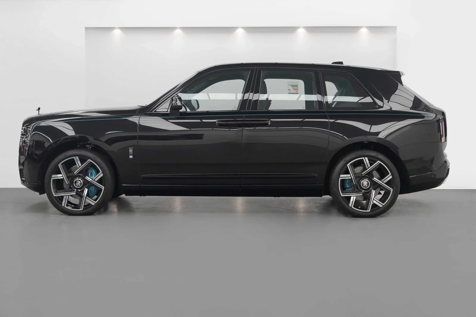 2025 Rolls-Royce Cullinan Series II Black Badge, 2/25
