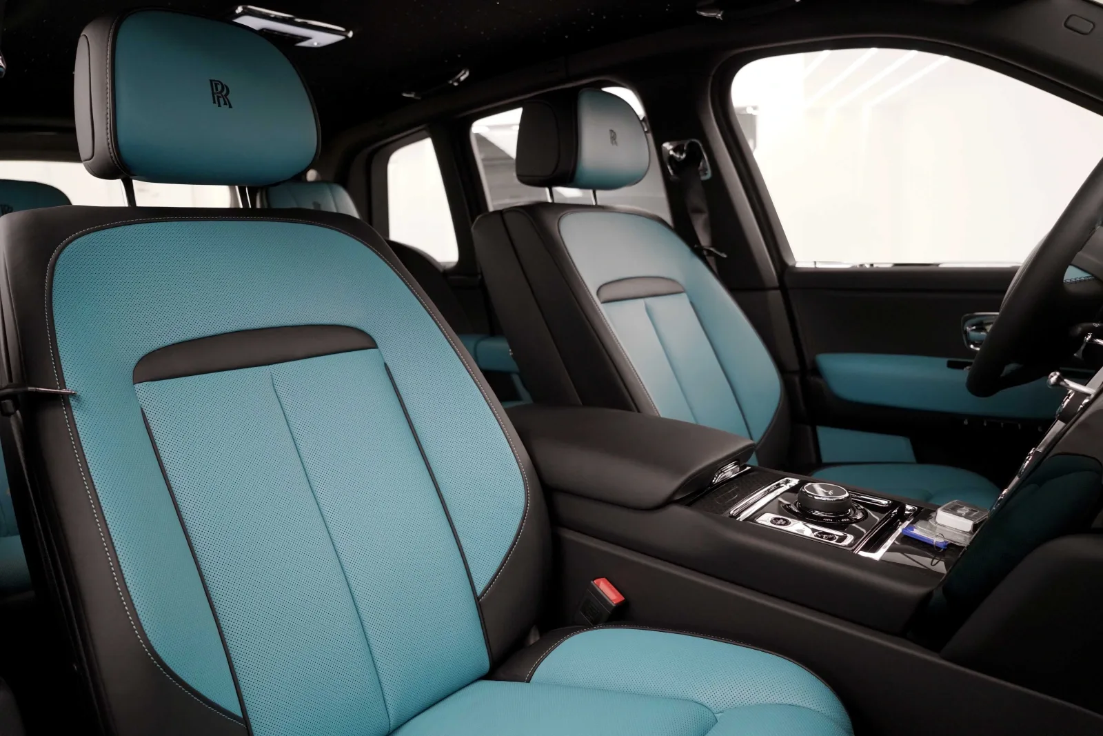 2025 Rolls-Royce Cullinan Series II Black Badge, 15/25