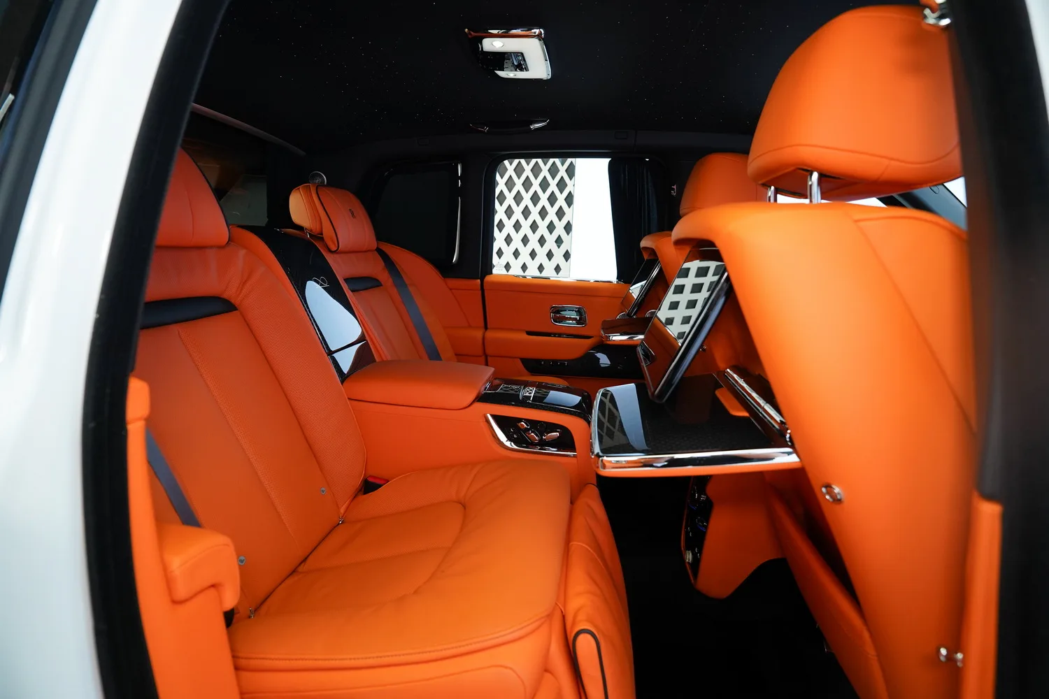 2025 Rolls-Royce Cullinan Series II Black Badge, 16/20