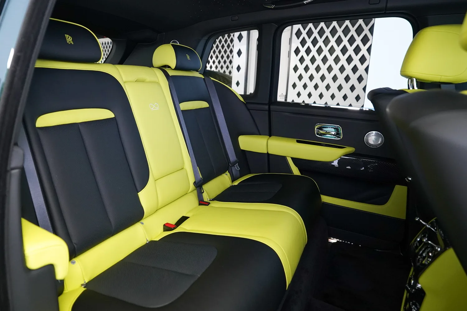 2025 Rolls-Royce Cullinan Series II Black Badge, 10/18