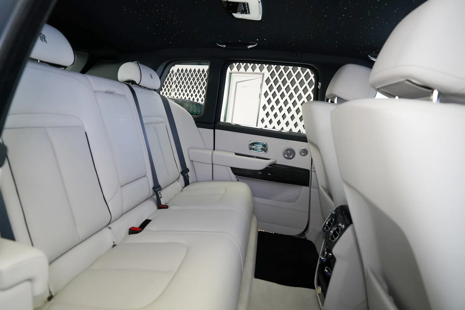 2025 Rolls-Royce Cullinan Series II Black Badge, 9/17