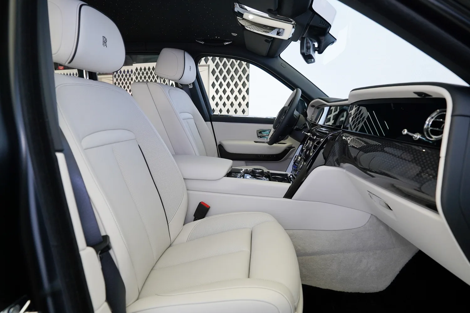 2025 Rolls-Royce Cullinan Series II Black Badge, 10/17