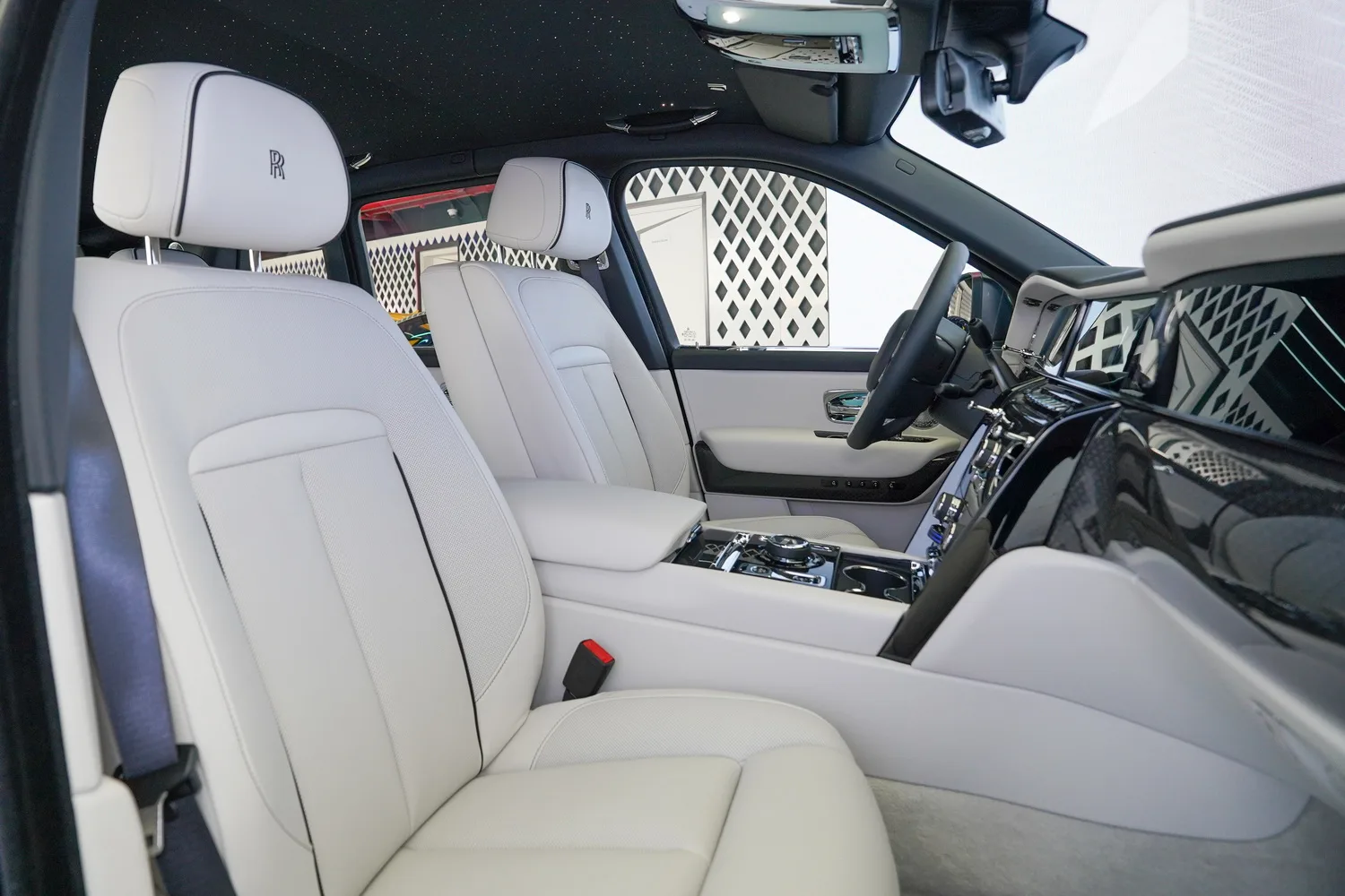 2025 Rolls-Royce Cullinan Series II Black Badge, 11/17