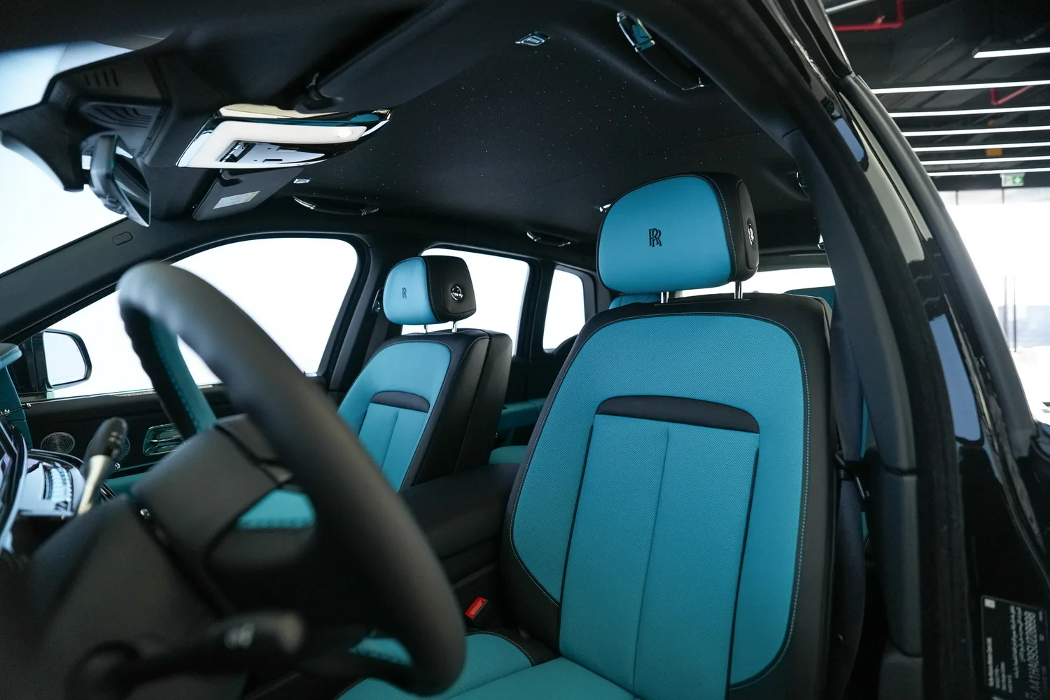 2025 Rolls-Royce Cullinan Series II Black Badge, 4/18