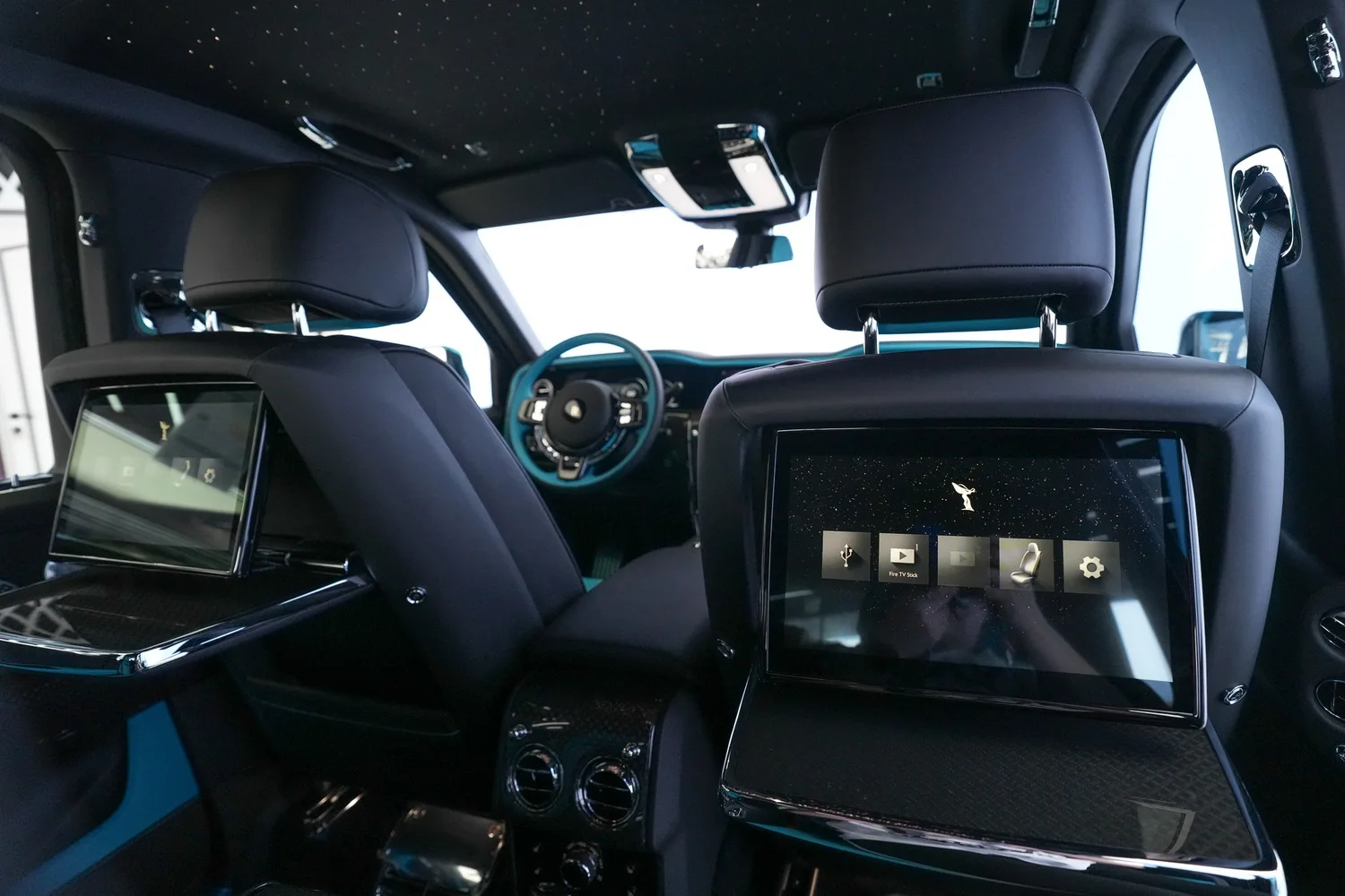 2025 Rolls-Royce Cullinan Series II Black Badge, 11/18