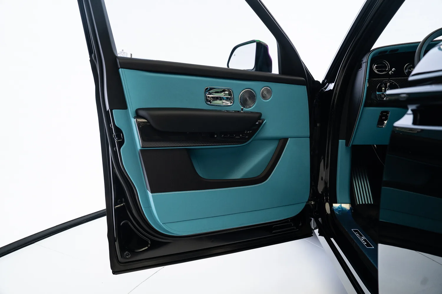 2025 Rolls-Royce Cullinan Series II Black Badge, 9/20