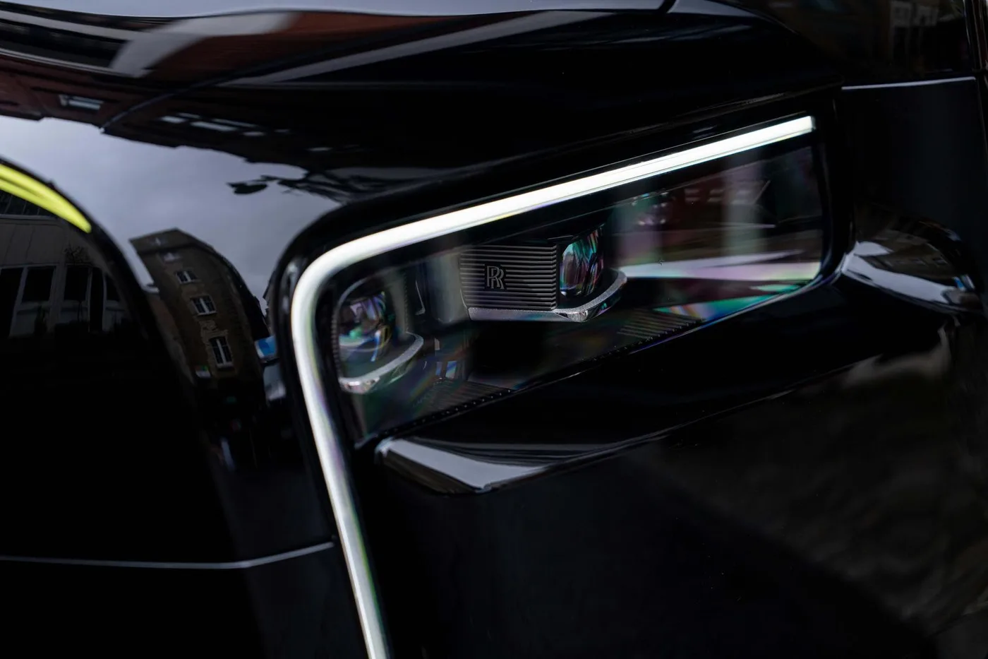 2025 Rolls-Royce Cullinan Black Badge angeboten von einer Vertragshändlergruppe in London, Vereinigtes Königreich, Foto 24 von 25