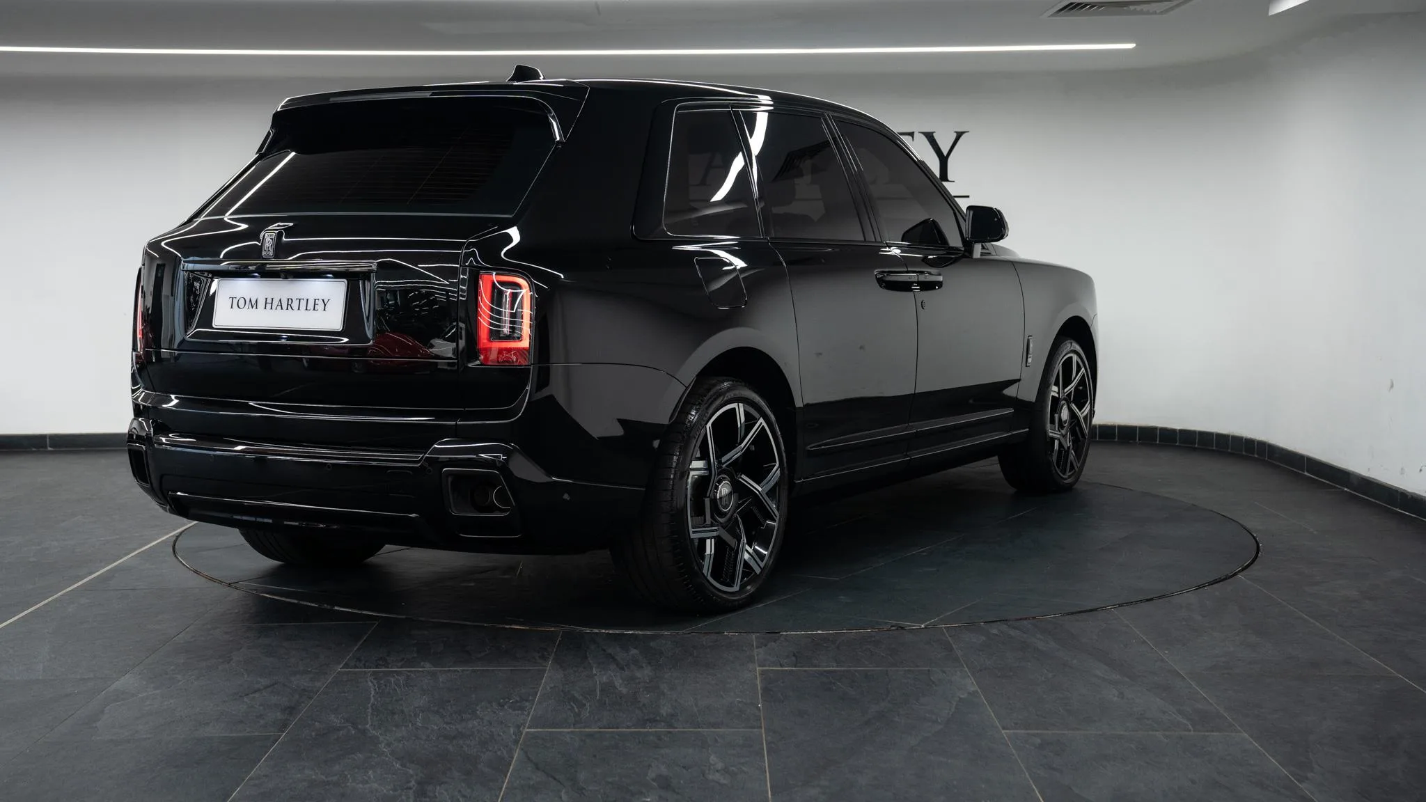 2025 Rolls-Royce Cullinan Series II Black Badge, 7/30