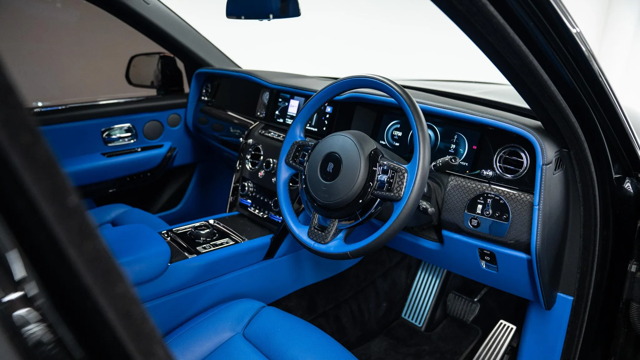 2025 Rolls-Royce Cullinan Series II Black Badge, 26/30