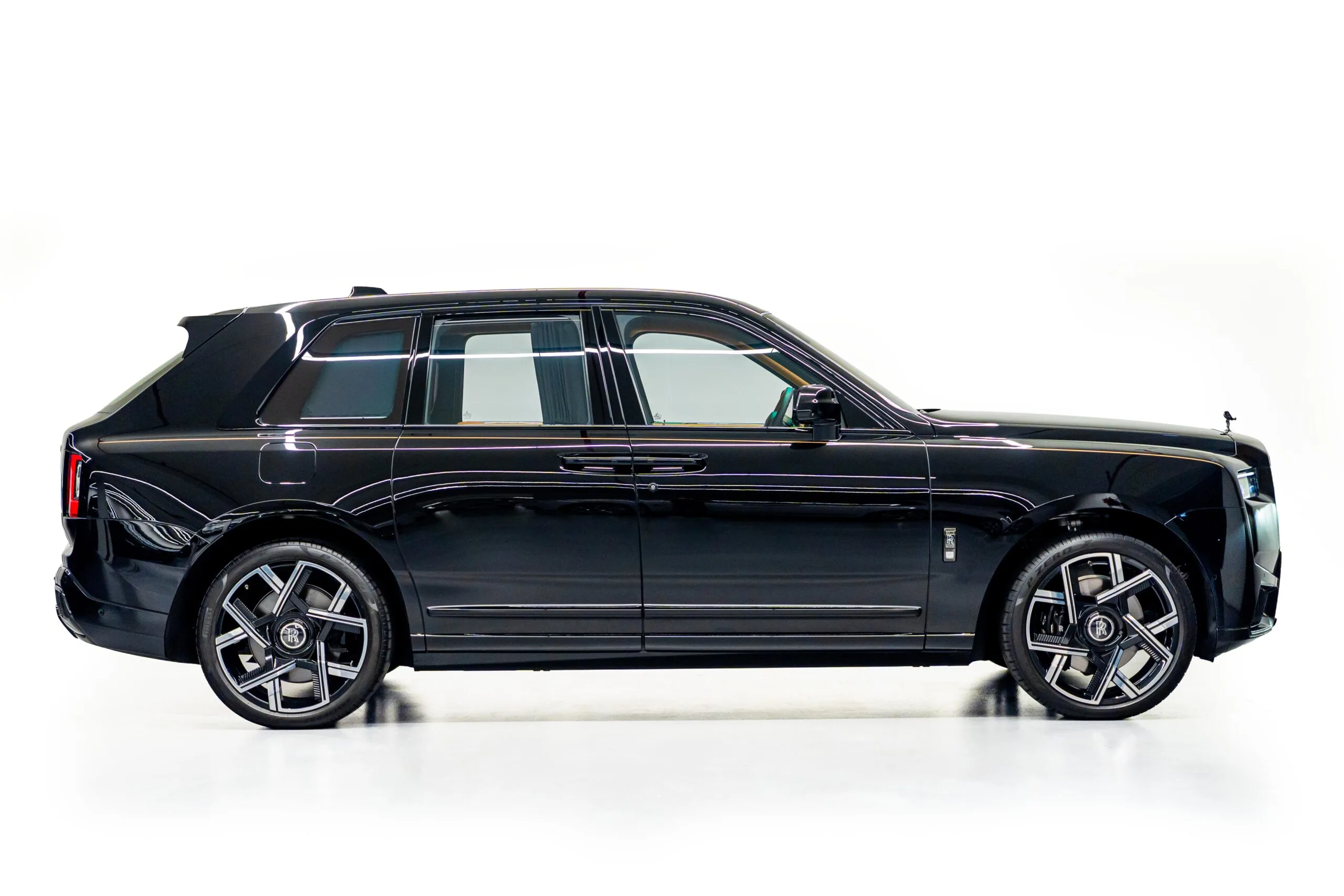 2025 Rolls-Royce Cullinan Series II Black Badge, 4/20