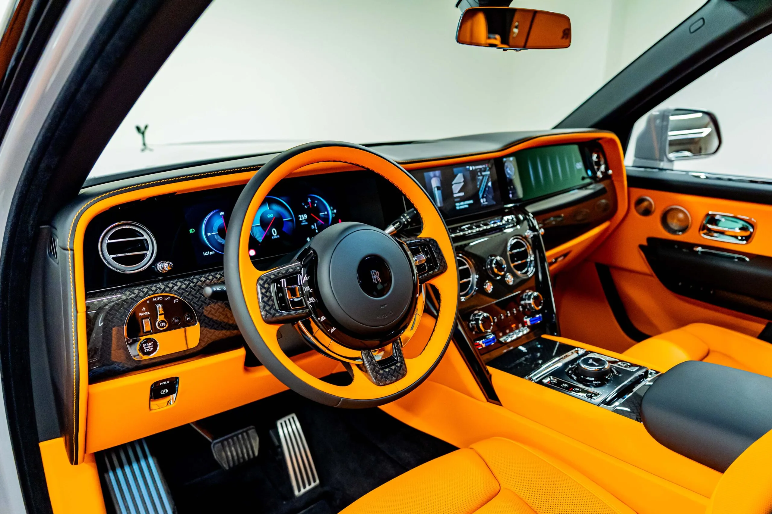 2025 Rolls-Royce Cullinan Series II Black Badge, 17/20