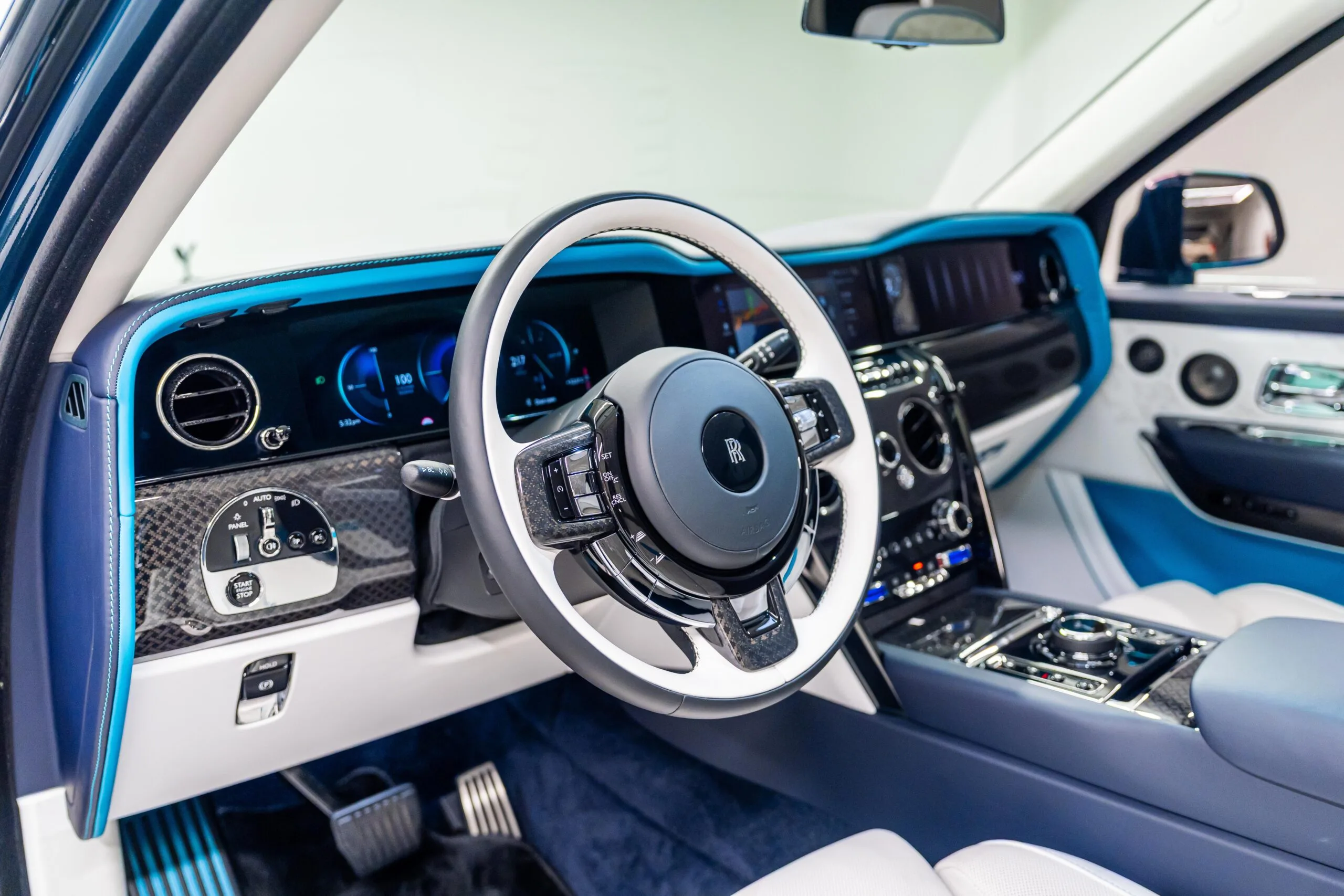 2025 Rolls-Royce Cullinan Series II Black Badge, 14/20