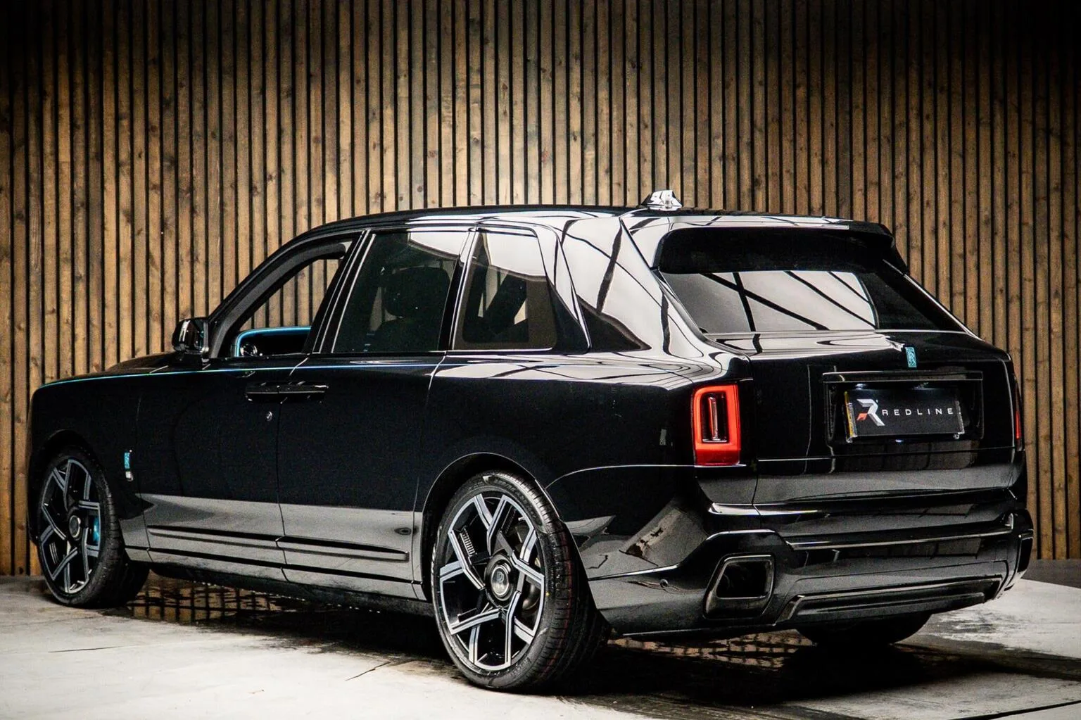 2025 Rolls-Royce Cullinan Series II Black Badge, 3/30