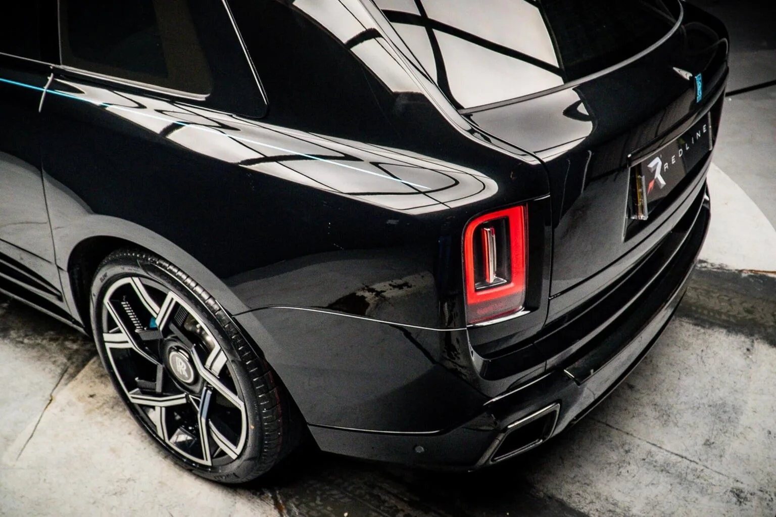 2025 Rolls-Royce Cullinan Series II Black Badge, 19/30