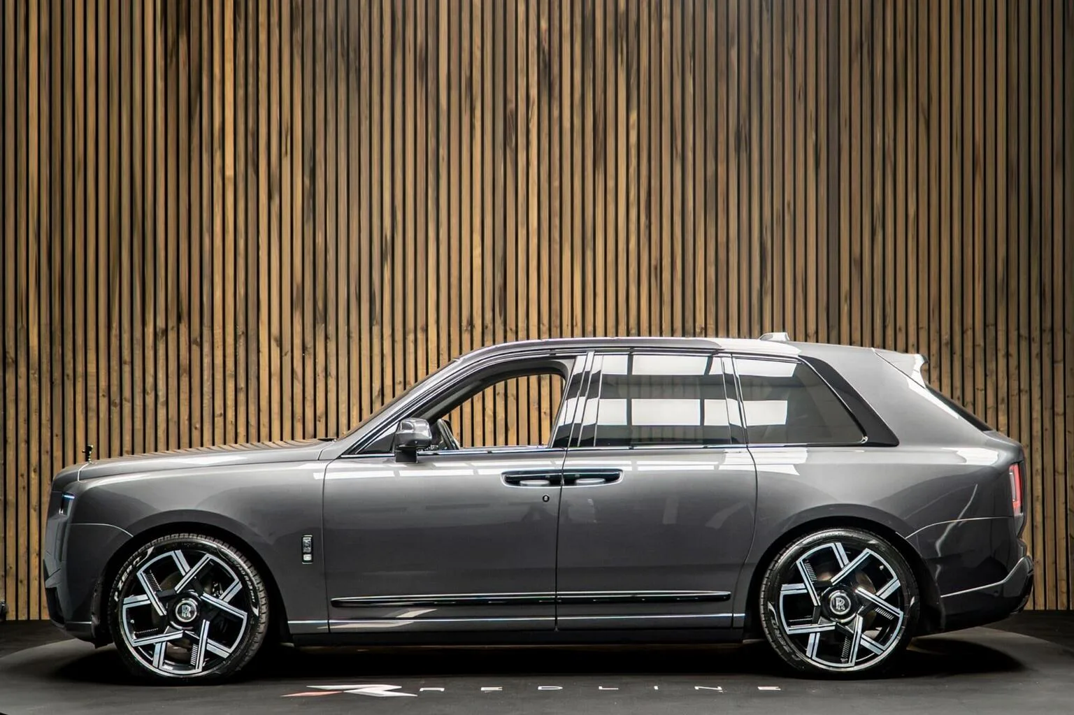2025 Rolls-Royce Cullinan Series II Black Badge, 7/30
