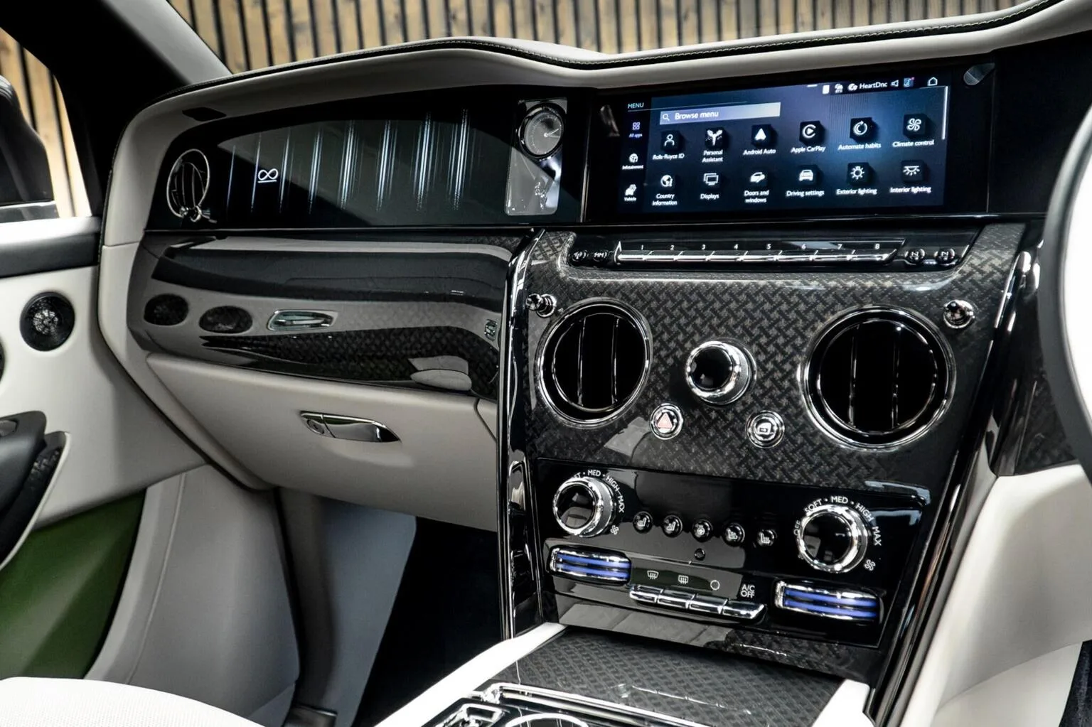 2025 Rolls-Royce Cullinan Series II Black Badge, 24/30