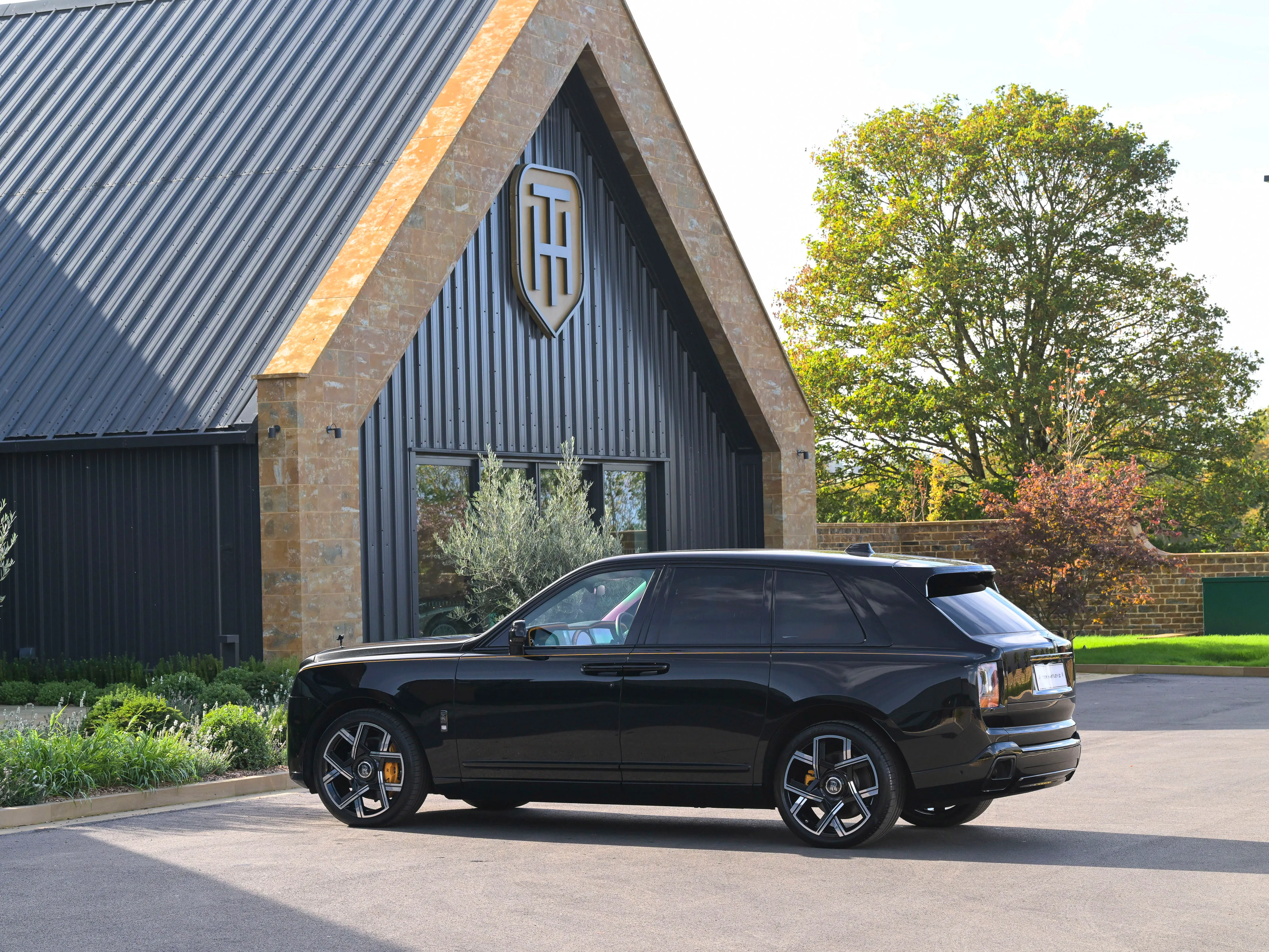 2025 Rolls-Royce Cullinan Series II Black Badge, 5/30