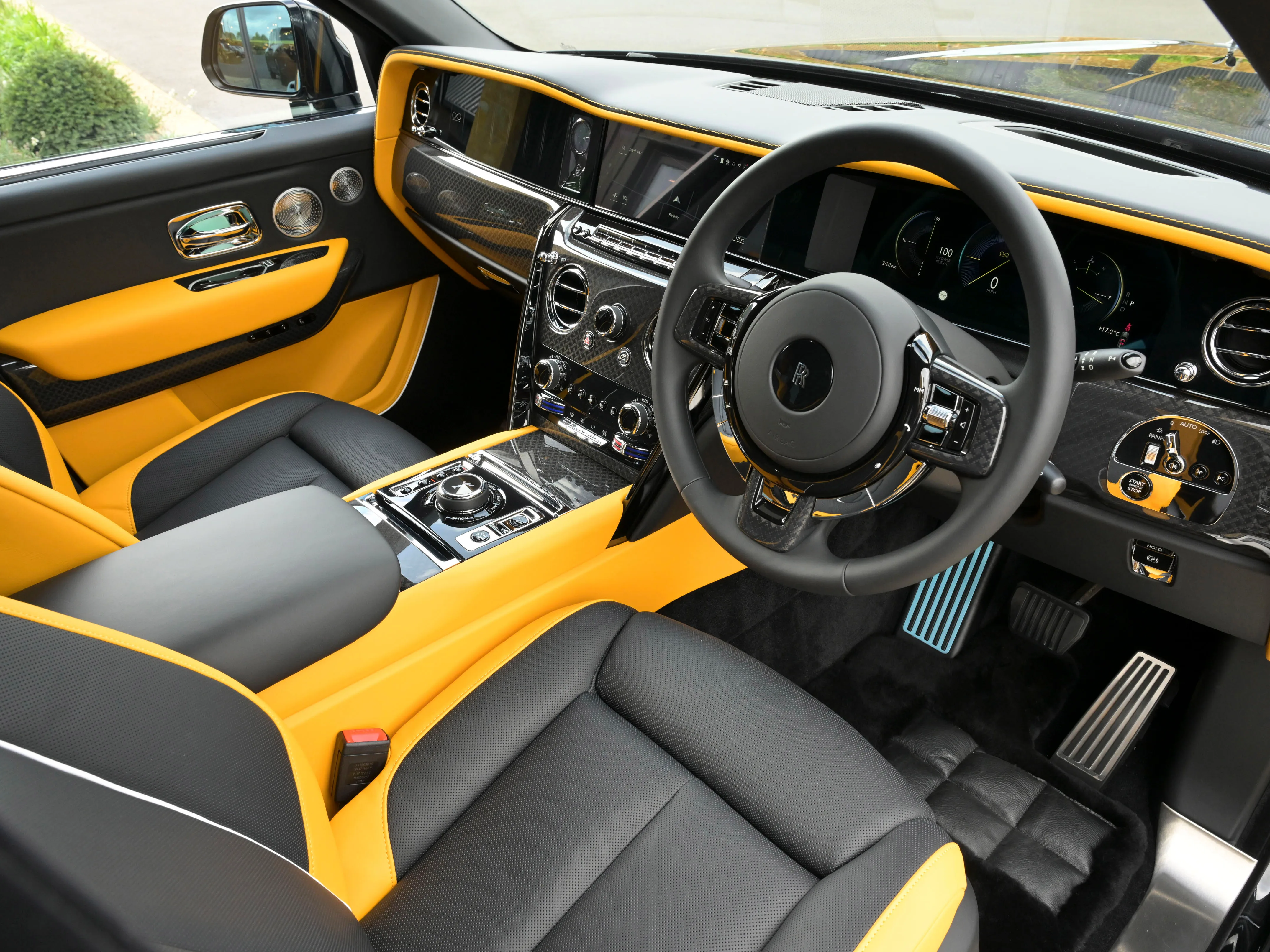 2025 Rolls-Royce Cullinan Series II Black Badge, 13/30