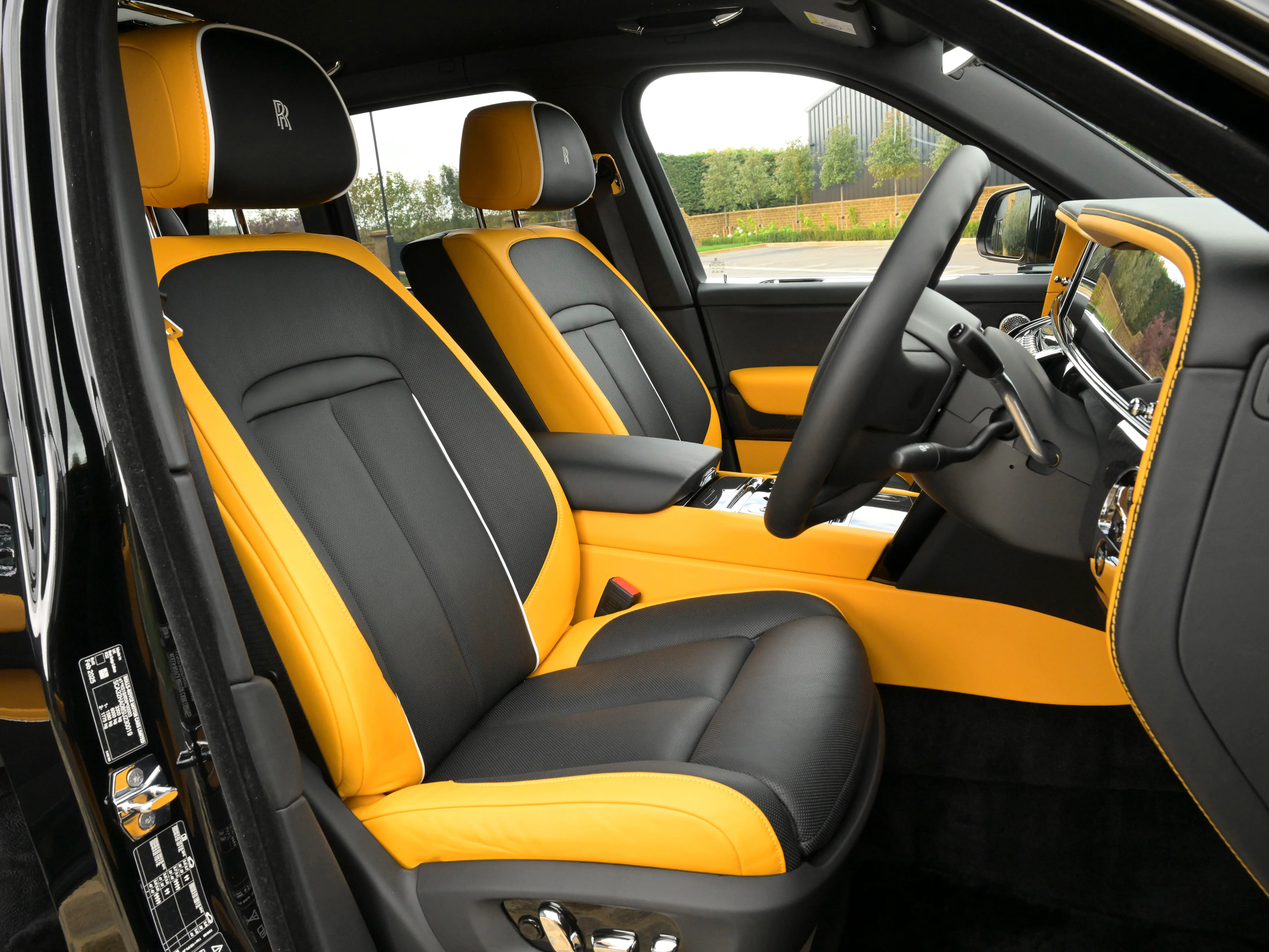 2025 Rolls-Royce Cullinan Series II Black Badge, 14/30