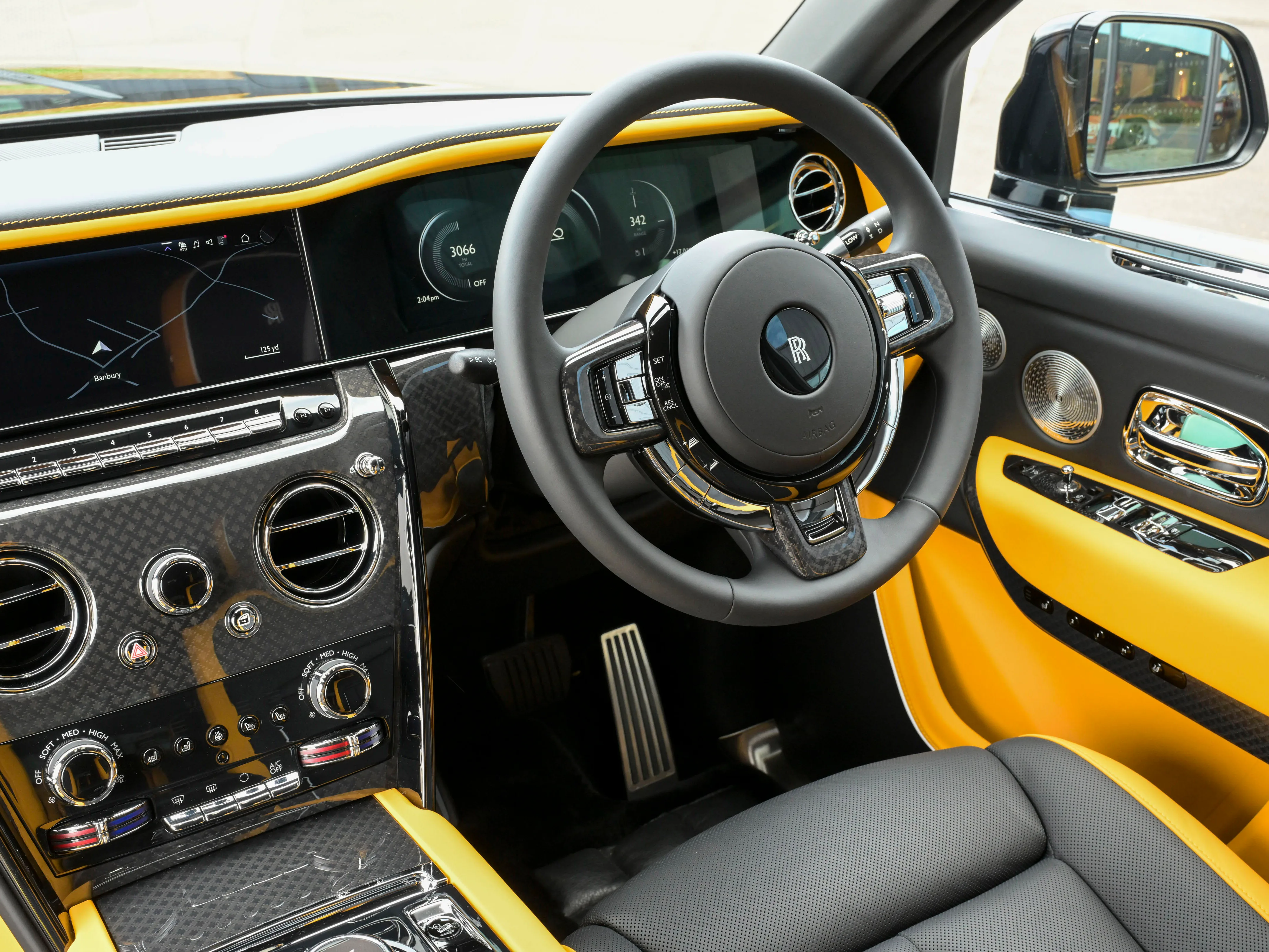 2025 Rolls-Royce Cullinan Series II Black Badge, 19/30