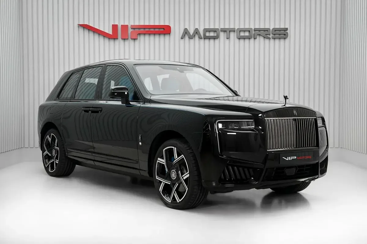 2025 Rolls-Royce Cullinan Series II Black Badge, 3/15