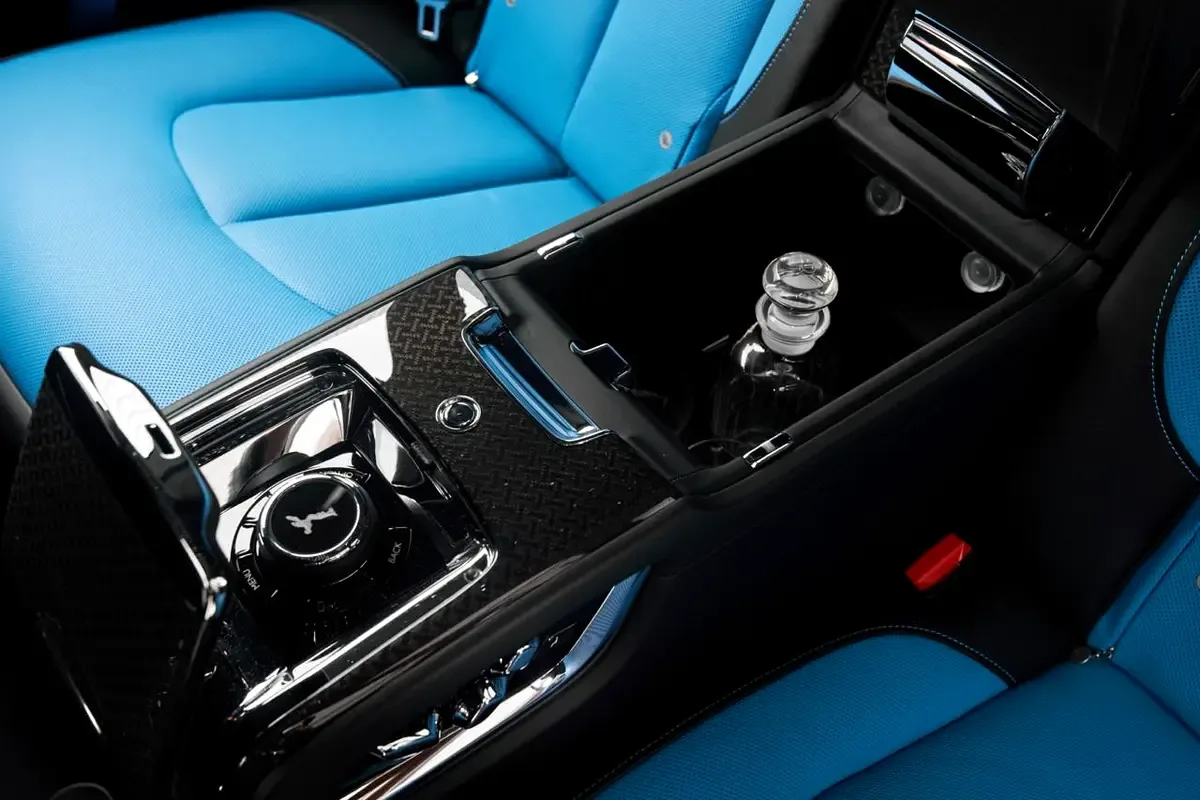 2025 Rolls-Royce Cullinan Series II Black Badge, 15/15