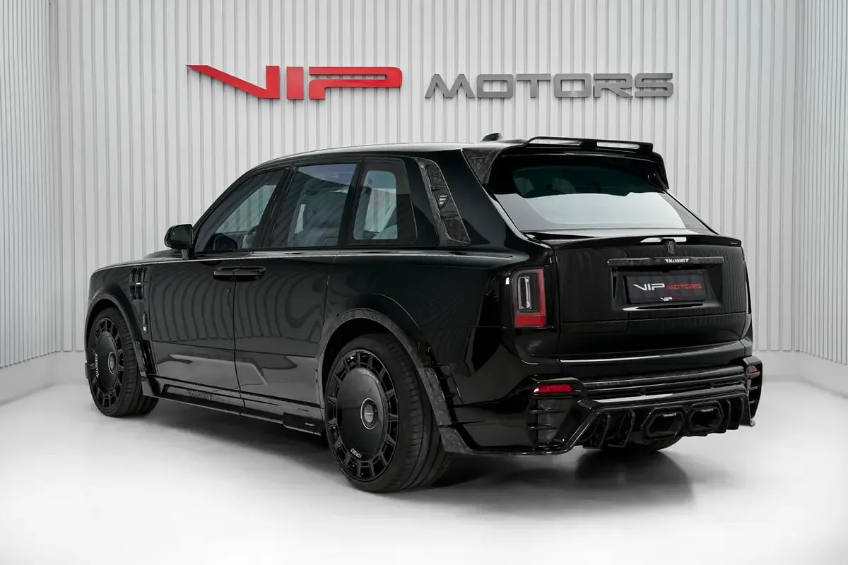 2025 Rolls-Royce Cullinan Series II by Mansory Chrome Hearts, 6/18