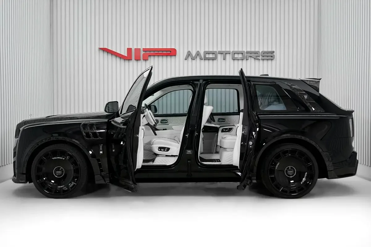 2025 Rolls-Royce Cullinan Series II by Mansory Chrome Hearts, 8/18