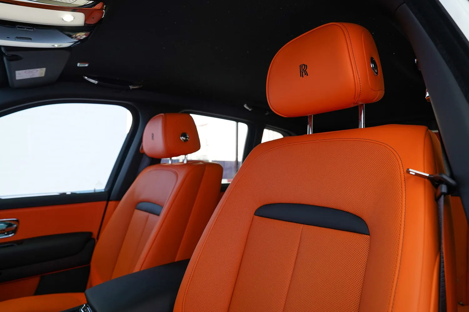 2025 Rolls-Royce Cullinan Series II, 8/16